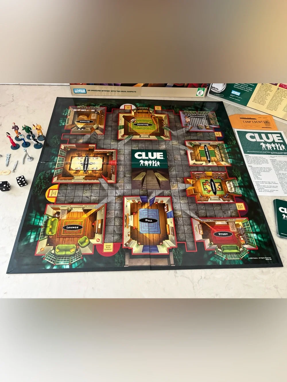 Clue Board Game Parker Brothers Family Mystery Detective Game 100% Complete